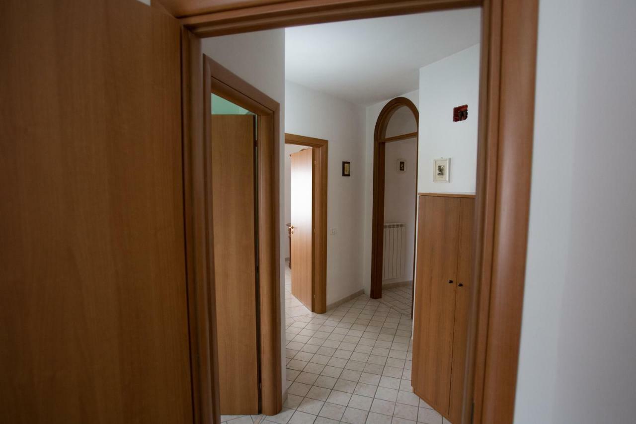 Апартаменти La Casa Del Gelso Fiorito Еболі Екстер'єр фото